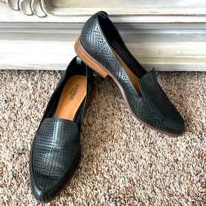 Women’s crown vintage loafers